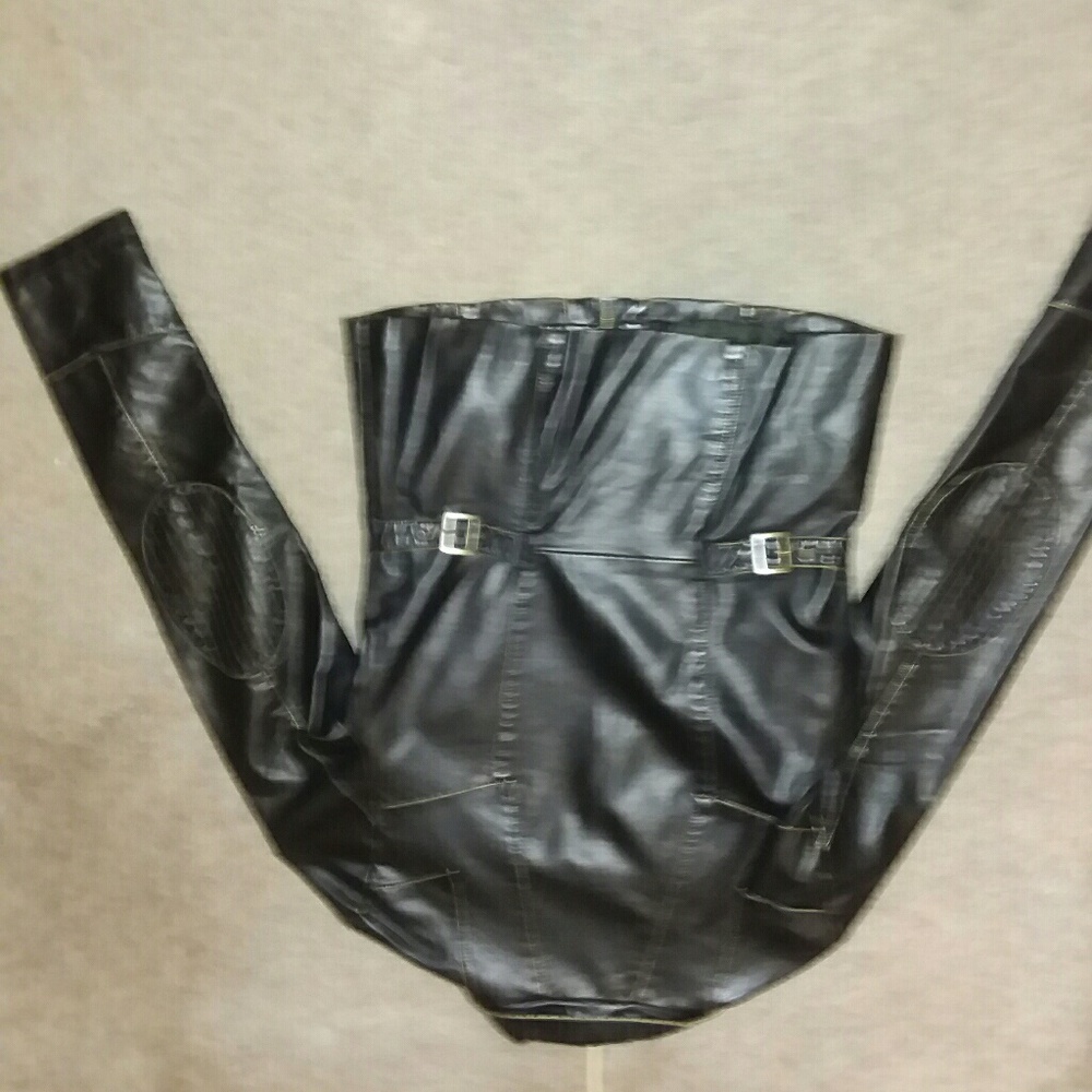 Jacket - Picture 3 of 4